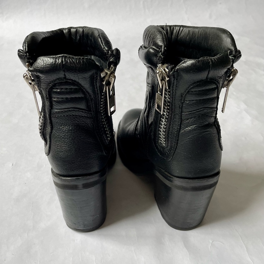 ASH - Picture 6 of 12